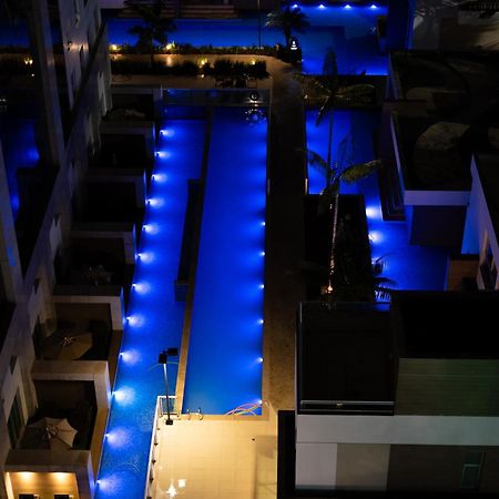 Jade Hotel Brasilia Candangolandia Buitenkant foto The pool at the W Hotel in Miami Beach